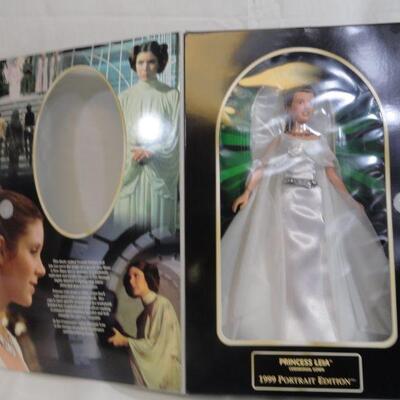 Lot 286 Star Wars Princess Leia Figurine