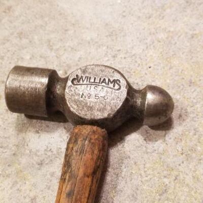 Lot #174: Vintage William's Ping Hammer