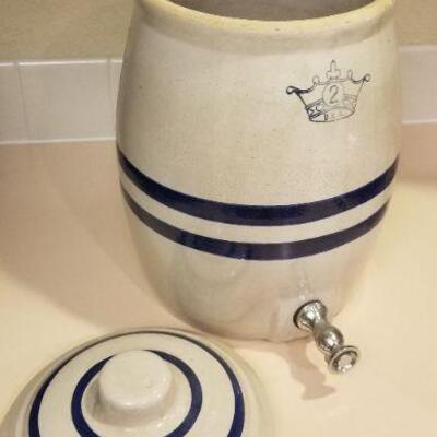 Lot #183: Vintage #2 USA Large Party Pitcher 