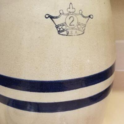 Lot #183: Vintage #2 USA Large Party Pitcher 