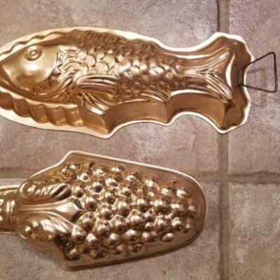 Lot #184: Pair of Vintage Rosy Copper Baking Molds