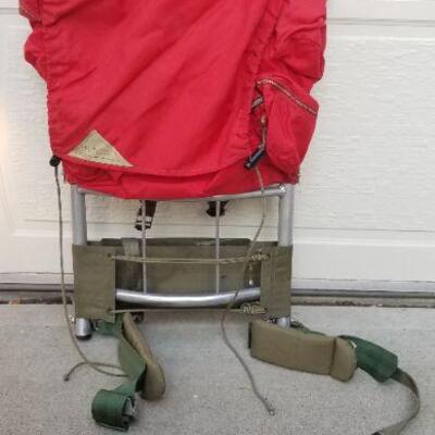 Lot #191: Vintage Hiking Mountaineer Camping Backpack
