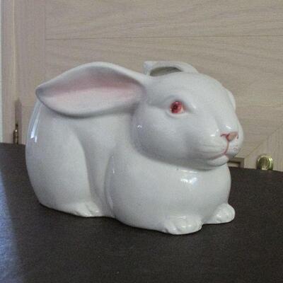 Lot 9-Fitz and Floyd Ceramic Rabbit