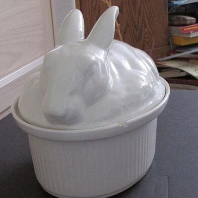 Lot 36- Ceramic Rabbit Baking Dish