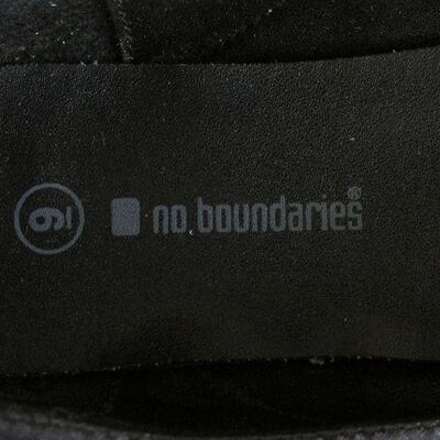 Lot 47- No Boundaries Shoes