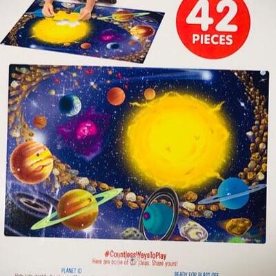 GIANT Solar System Floor Puzzle by Melissa & Doug