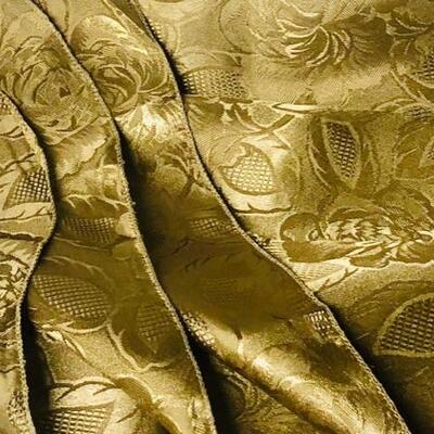 Beautiful Shades of Gold Damask Style Table Covering