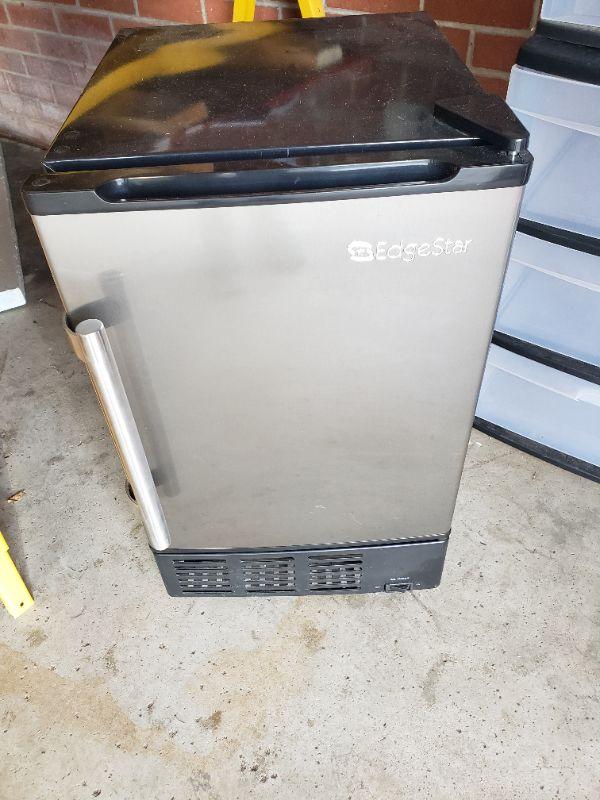 Edgestar ice cube maker
