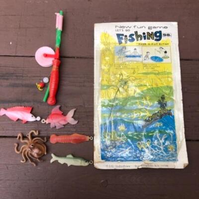 Lot 473: Letâ€™s Go Fishing: Packaged, G.I.G. Industries, Made in USA 