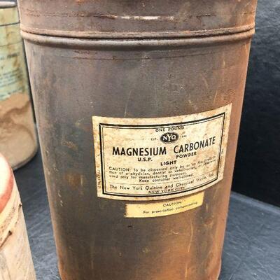 U87: Vintage Container Pharmaceutical Canisters
