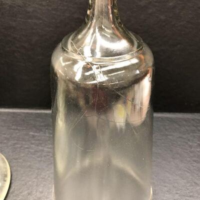 U92: Vintage Apothocary Jars