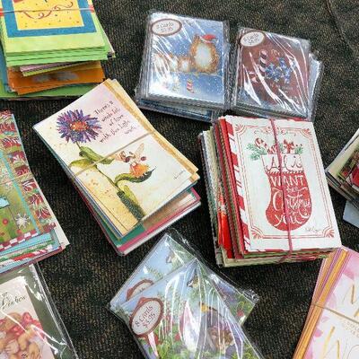 B26: Lot of Greeting cards