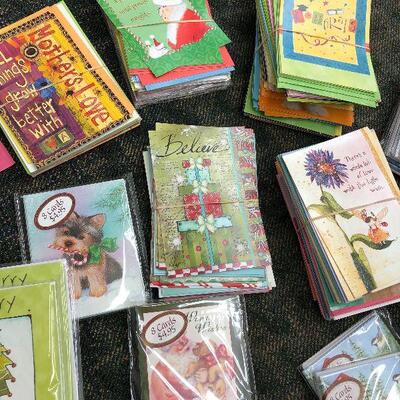 B26: Lot of Greeting cards