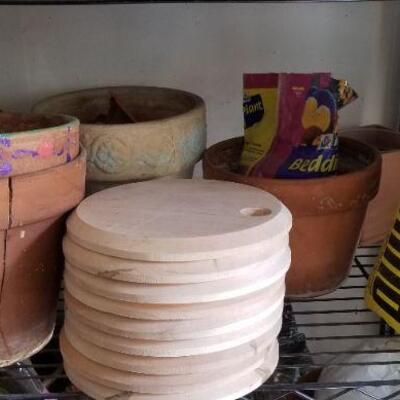Lot 198: Huge Garden Bundle (Pots, Fertilzer and More)