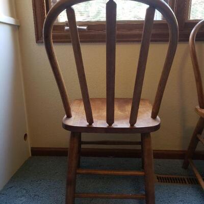 Lot 212: (2) Antique Chairs