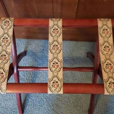 Lot 213: Mid Century Luggage Stand