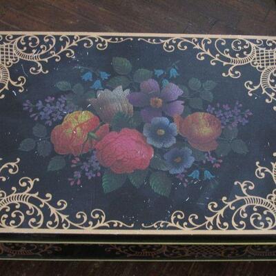 Lot 97- Barringer, Wallis, and Manners Tin