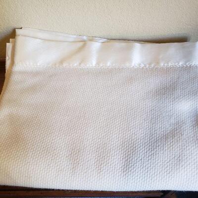 Lot 228: Ralph Lauren Queen Blanket 
