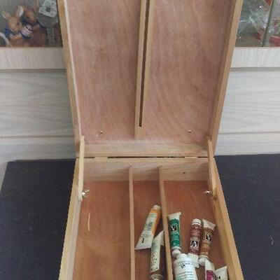 Lot 113- Wood Box Easel with Paint