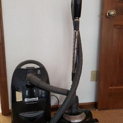 Lot 251: Kenmore Progressive Vaccum 