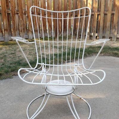 Lot 256: Mid Century Modern Homecrest White Metal Bouncer Swivel Chair #2