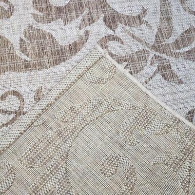Lot 261: Outdoor Rug 5' Ã— 8'