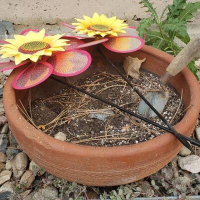 Lot 268: Ceramic Planter, Spade & 2 Whirling Flowers 
