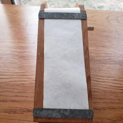 Lot 275: Vintage Rolling Note Pad