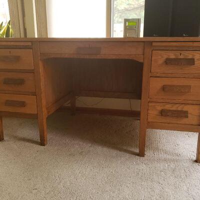 Lot 280: Antique Library Desk 60 Ã— 29.75 Ã—