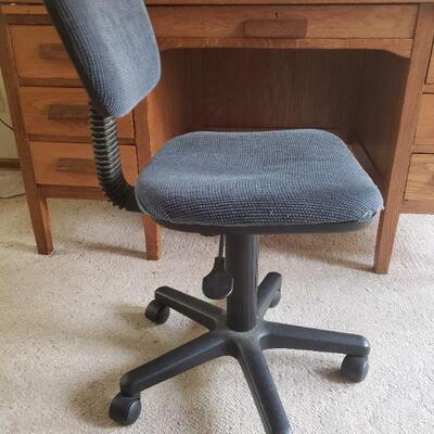 Lot 281: Blue Office Chair 