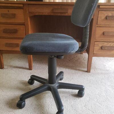 Lot 281: Blue Office Chair 
