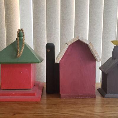 Lot 290: Birdhouse lot