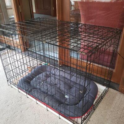Lot 296: Large Dog Kennel