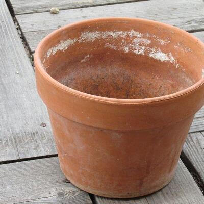 Lot 126- Collection of Planting Pots