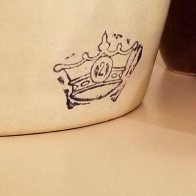 Lot #304: Vintage #2 Jug w/ 10 Mugs