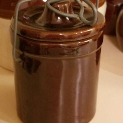 Lot #304: Vintage #2 Jug w/ 10 Mugs