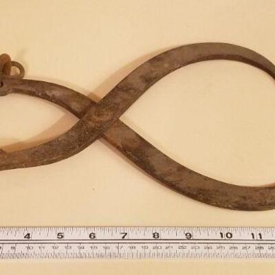 Lot #305: Antique Pair of Tools Farmhouse