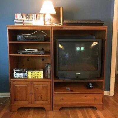 Vintage 2 piece oak TV / Media Cabinet 
