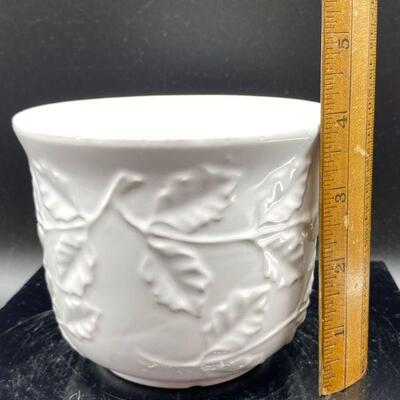 White Pottery Rose Bud Pattern Planter Pot