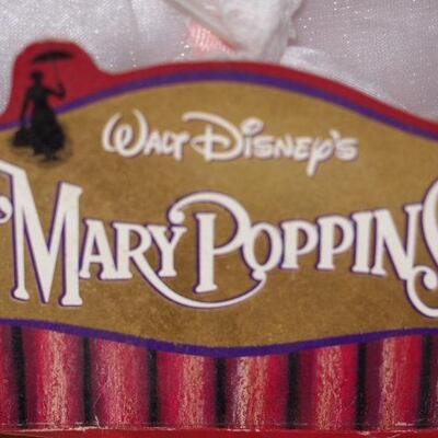 Walt Disney Mary Poppins Barbie