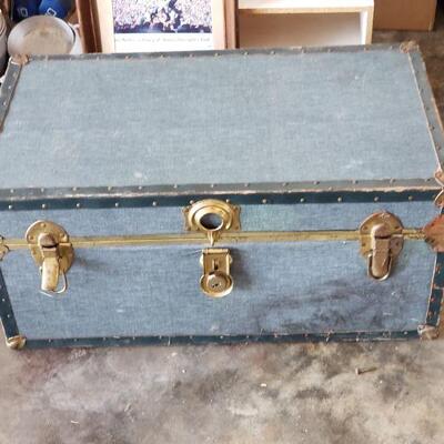 Vintage  Trunk