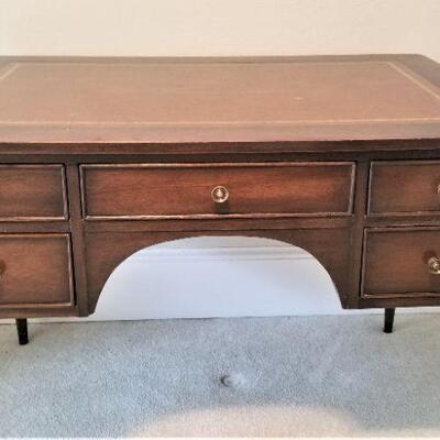 Lot #3  Nice Vintage Tradition House Leather Top Desk