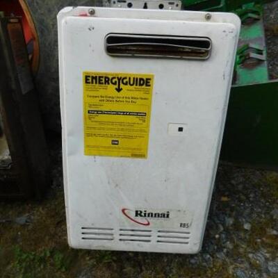 Rinnai R85 Gas Hot Water Heater 218gph (A)