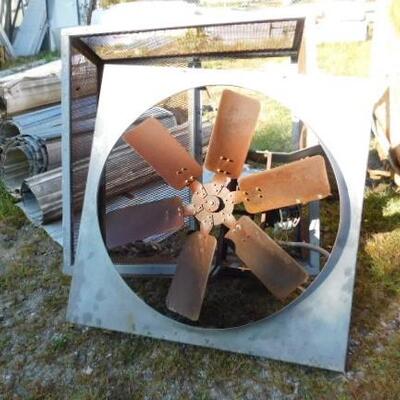 Large Commercial Box Fan with Cage 45