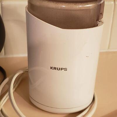 Lot 328: Coffee Pot & Grinder