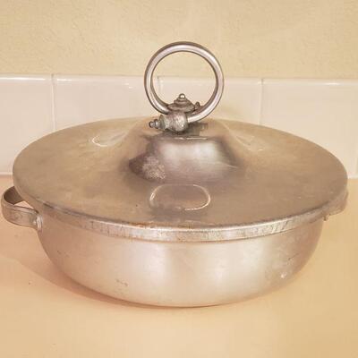 Lot 329: Mid Century Modern ALUMINUM BW Buenilum with Glass Pyrex Serving Dish 