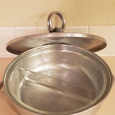 Lot 329: Mid Century Modern ALUMINUM BW Buenilum with Glass Pyrex Serving Dish 