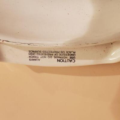 Lot 335: Amana Microwave Cooking Dish