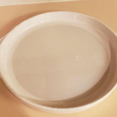 Lot 335: Amana Microwave Cooking Dish