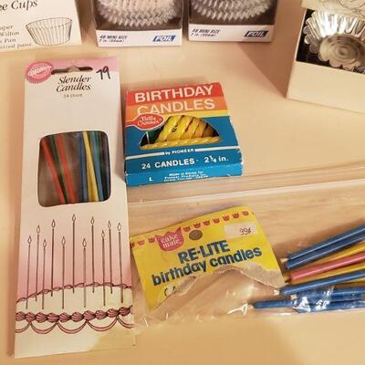 LOT 338: Baking lot